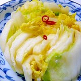 重しをのせて、白菜漬け